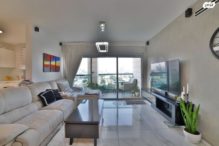 גג/ פנטהאוז, פרופסור ישעיהו ליבוביץ 22, עזרא, הארגזים, תל אביב יפו