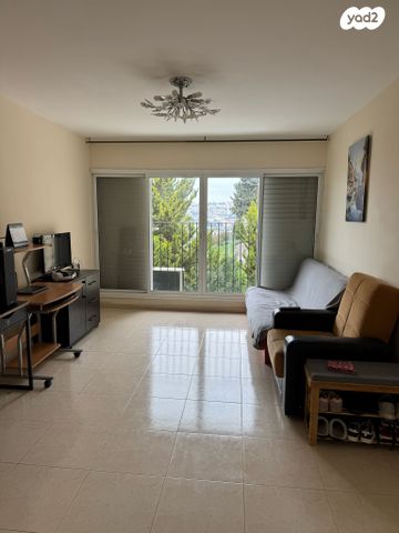 דירה, ההדסים 3, בן גוריון, נצרת עילית / נוף הגליל