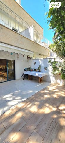 בית פרטי/ קוטג', משעול היהלום, בן גוריון, חולון