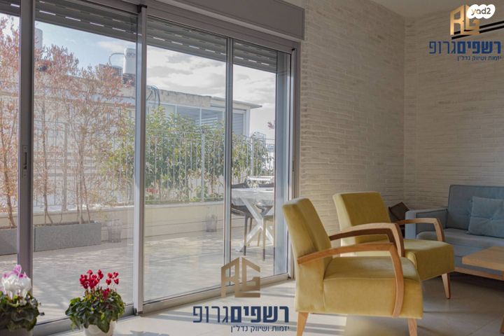 דירה, פועלים ד, כפר סבא