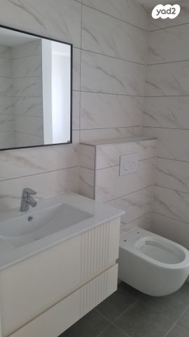 דירה, יצחק שמיר, רמת הדר, גבעת שמואל