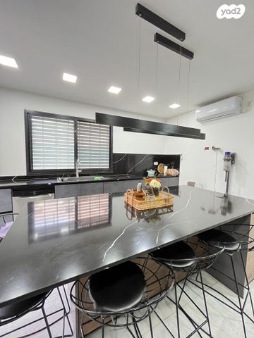 בית פרטי/ קוטג', שאר העיר, עומר