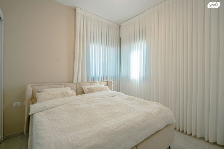 דירת גן, לוטם, הפרחים, חריש