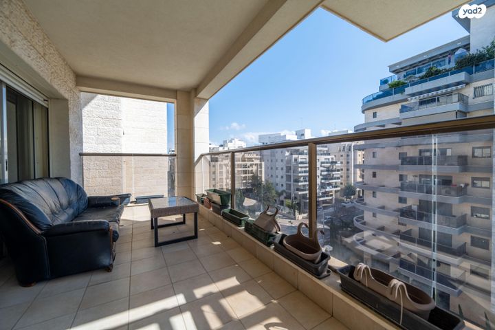 דירה, וייצמן 34, כפר גנים ג, פתח תקווה