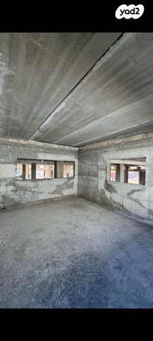 מבני תעשיה, פארק תעשיות קדמת גליל