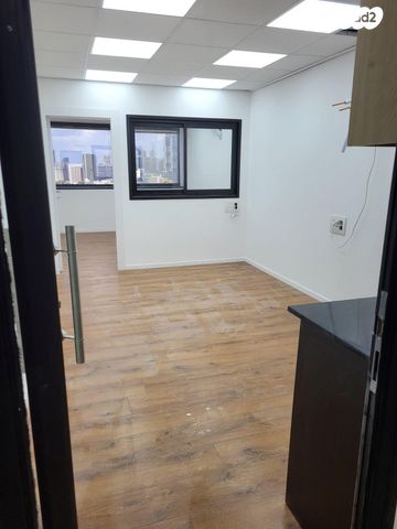 משרדים, דרך מנחם בגין, תל אביב יפו