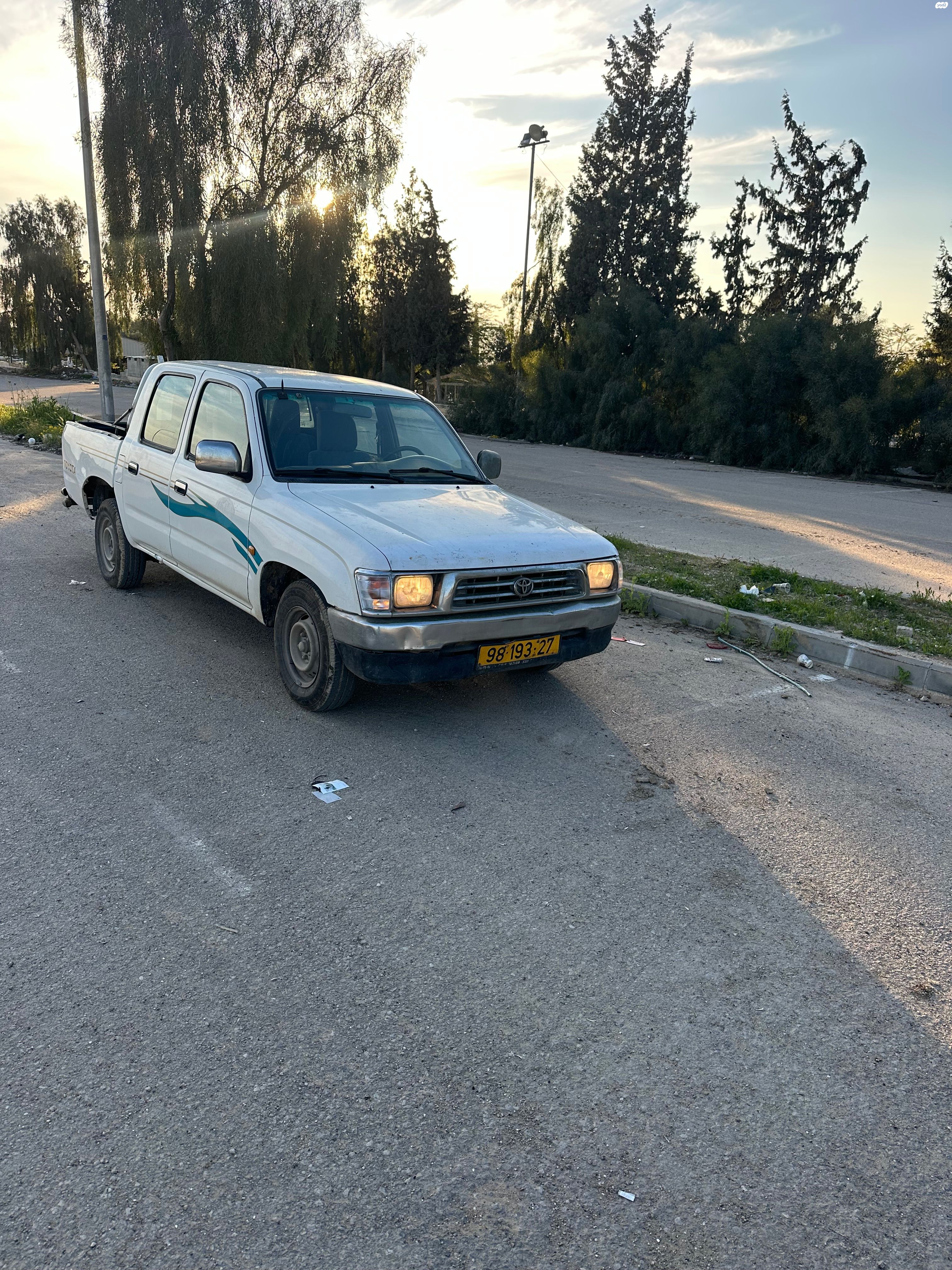 מודעת רכב טויוטה היילקס