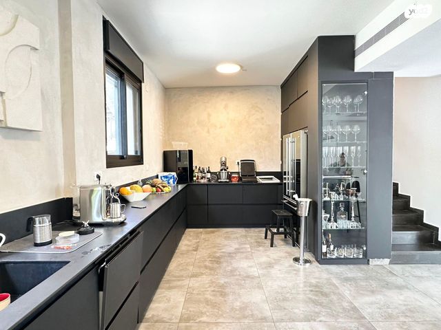 דירת גן, תל ברוך, תל אביב יפו