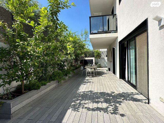 דירת גן, תל ברוך, תל אביב יפו