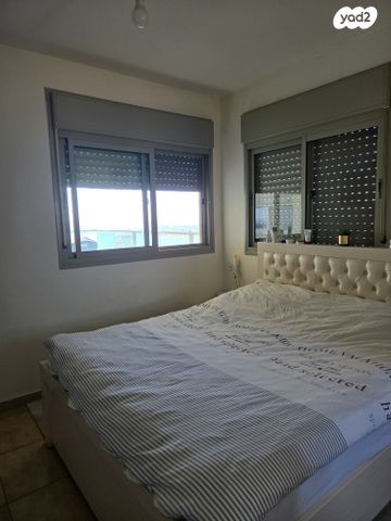 דירה, גבעת טל, אלפי מנשה