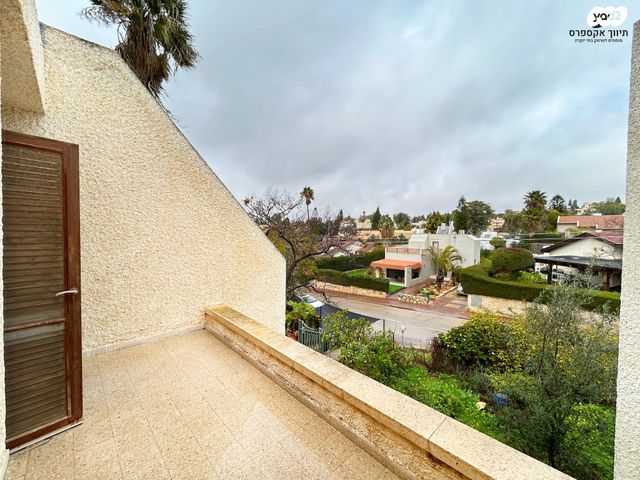 בית פרטי/ קוטג', עופרים, מיתר / כרמית