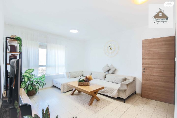 דופלקס, עסיס, פרדס חנה כרכור