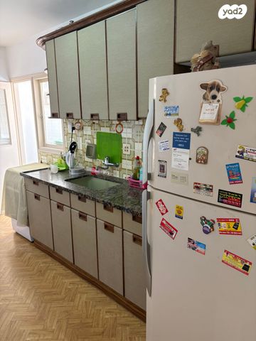 דירה, שדרות בן צבי 102, נאות שקד, נתניה