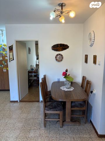 דירה, שדרות בן צבי 102, נאות שקד, נתניה