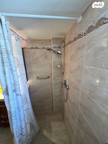 דירה, שדרות בן צבי 102, נאות שקד, נתניה