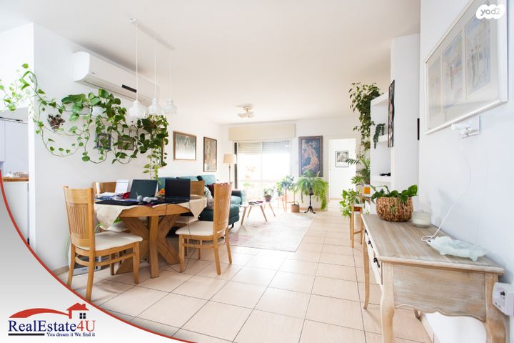 דירה, זלמן שז"ר, רמת פולג, נתניה