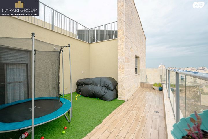 גג/ פנטהאוז, צאלון, החורש, חריש