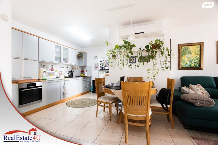 דירה, זלמן שז"ר, רמת פולג, נתניה