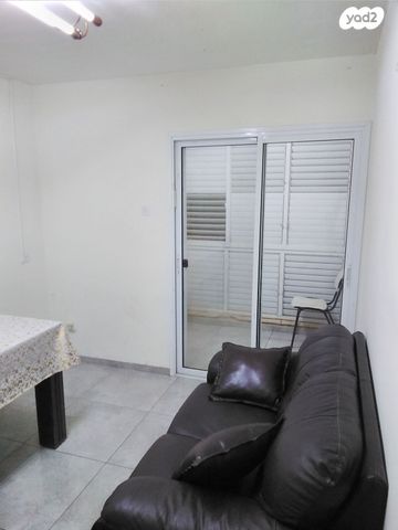 דירה, השבעה, בן גוריון כנען, צפת