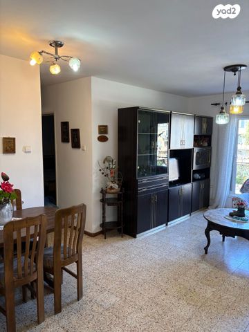 דירה, שדרות בן צבי 102, נאות שקד, נתניה