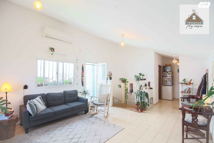 דופלקס, עסיס, פרדס חנה כרכור