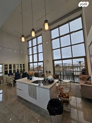 דופלקס, שדרות הנשיא השישי, קרית הלאום, ירושלים