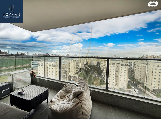 דירה, בני וו. רייך, קרית השרון, נתניה