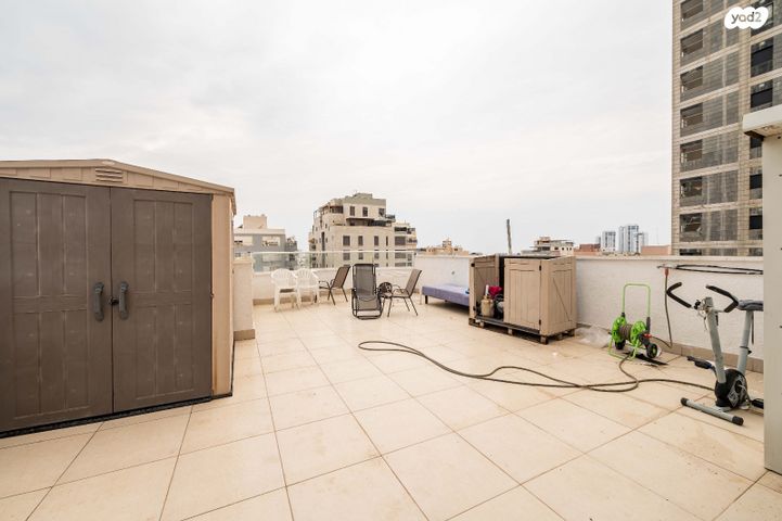 גג/ פנטהאוז, שדרות חיים וייצמן, נתניה