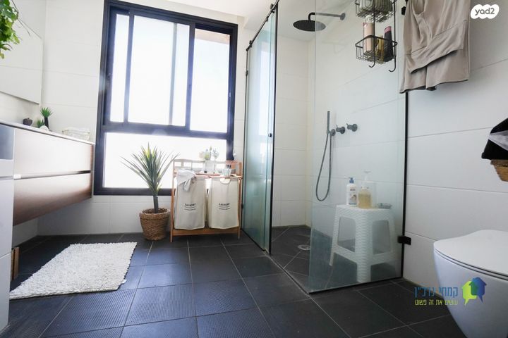 גג/ פנטהאוז, שדה בוקר, ארלוזורוב, גבעתיים