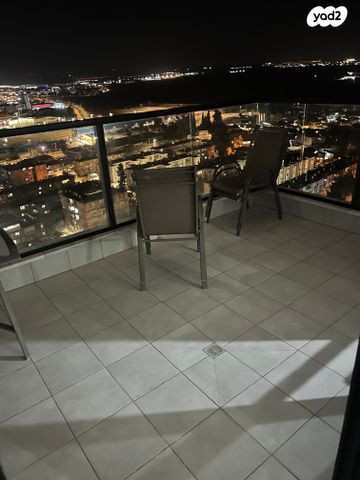 דירה, הרימון 61, הפרחים, קרית גת