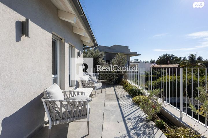 דו משפחתי, קרית יערים, רמת השרון