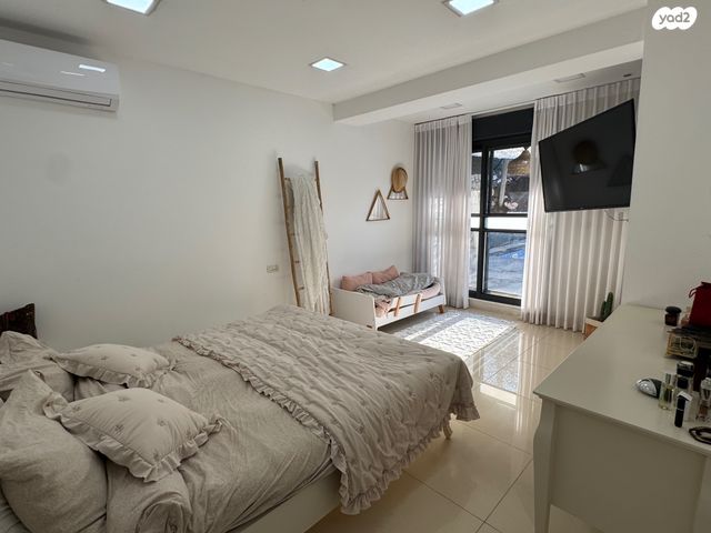 דו משפחתי, ארזים, טבריה