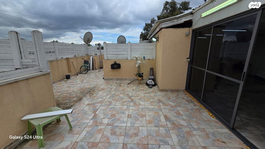 דירה, יחזקאל 12, רמלה