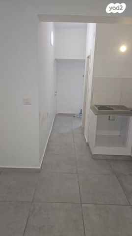 דירה, שדרות חיים וייצמן 16, נתניה