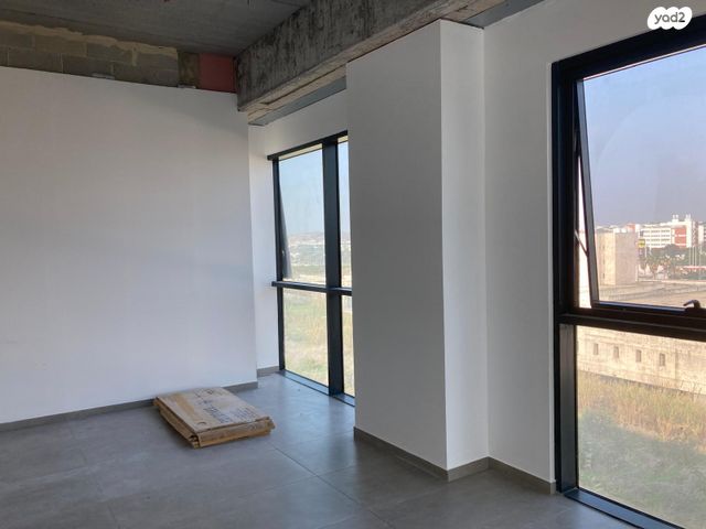 משרדים, שביט, נס ציונה