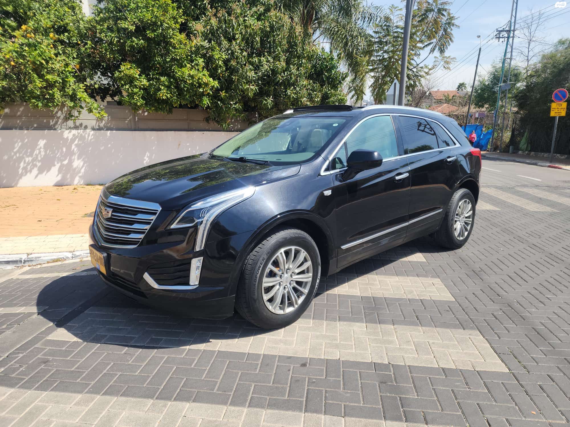מודעת רכב קאדילק XT5