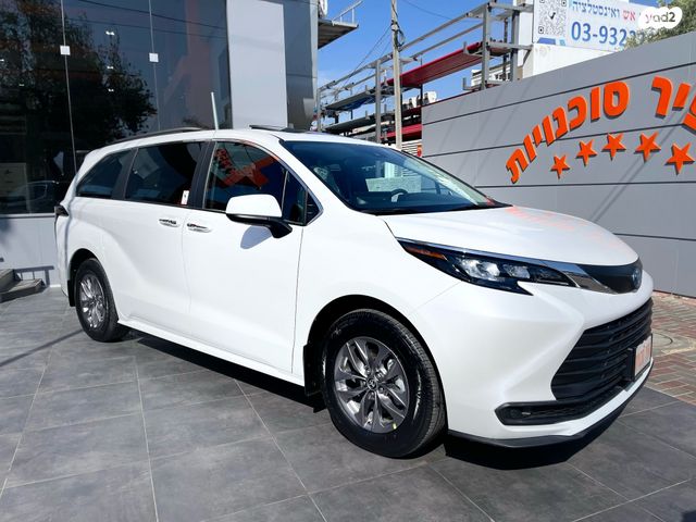 טויוטה סיינה