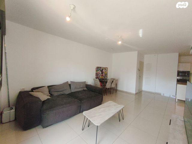 דירה, שוהם 94, אבני חן, חריש