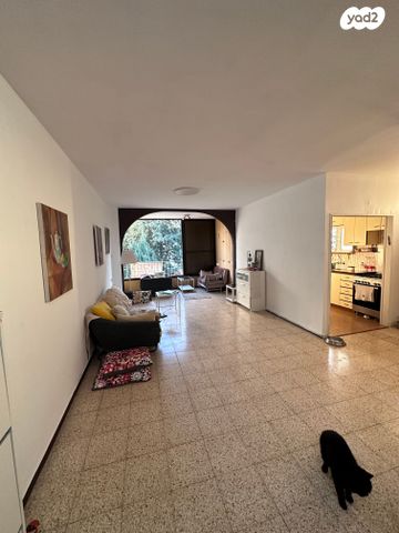 דירה, הרצל 23, פתח תקווה