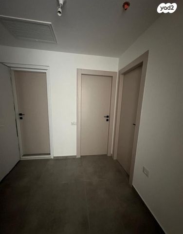 דירה, תוצרת הארץ, נחלת יצחק, תל אביב יפו