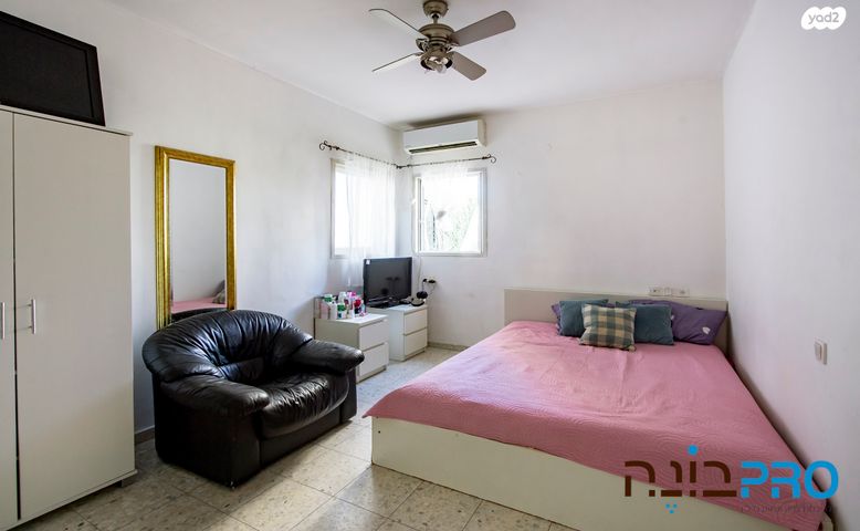 דירה, התורמוס, קרית ראשון, ראשון לציון