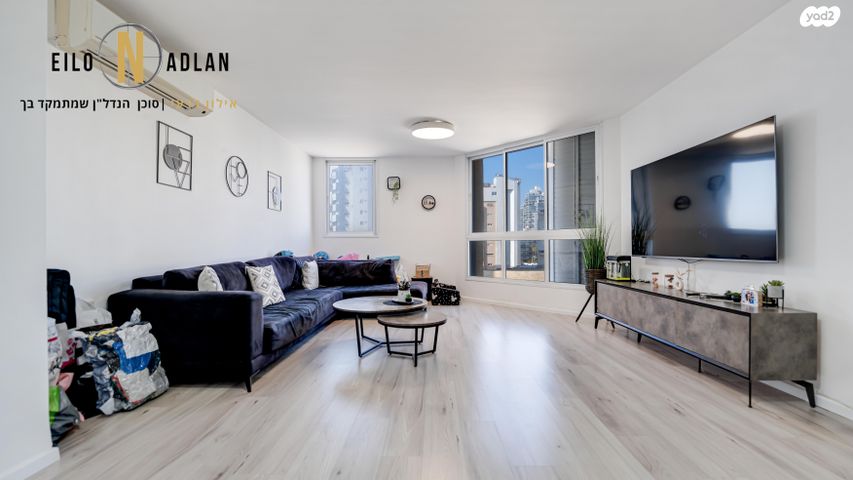 דירה, ז'בוטינסקי 2, עצמאות יוספטל, בת ים