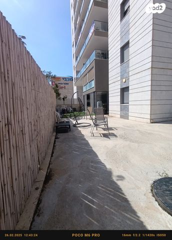 דירת גן, נתיבות מערב, נתיבות