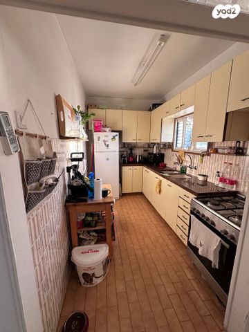 דירה, הרצל 23, פתח תקווה