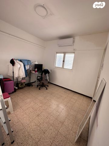 דירה, הרצל 23, פתח תקווה