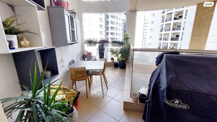 דירה, אביב, מגדיאל, הוד השרון