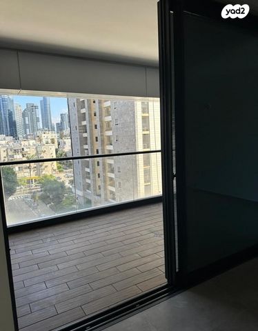 דירה, תוצרת הארץ, נחלת יצחק, תל אביב יפו