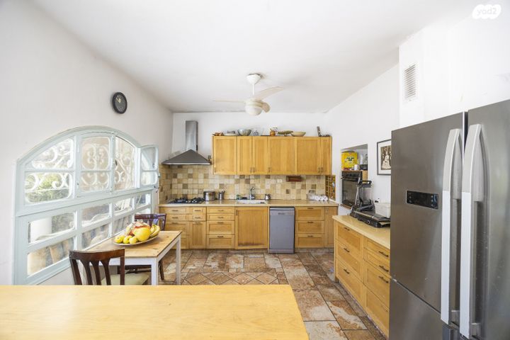 בית פרטי/ קוטג', ההדסים 15, עין כרם, ירושלים