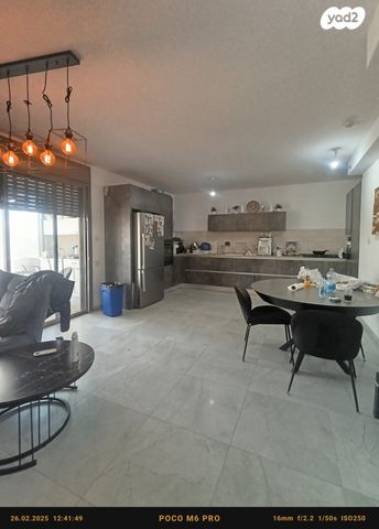 דירת גן, נתיבות מערב, נתיבות