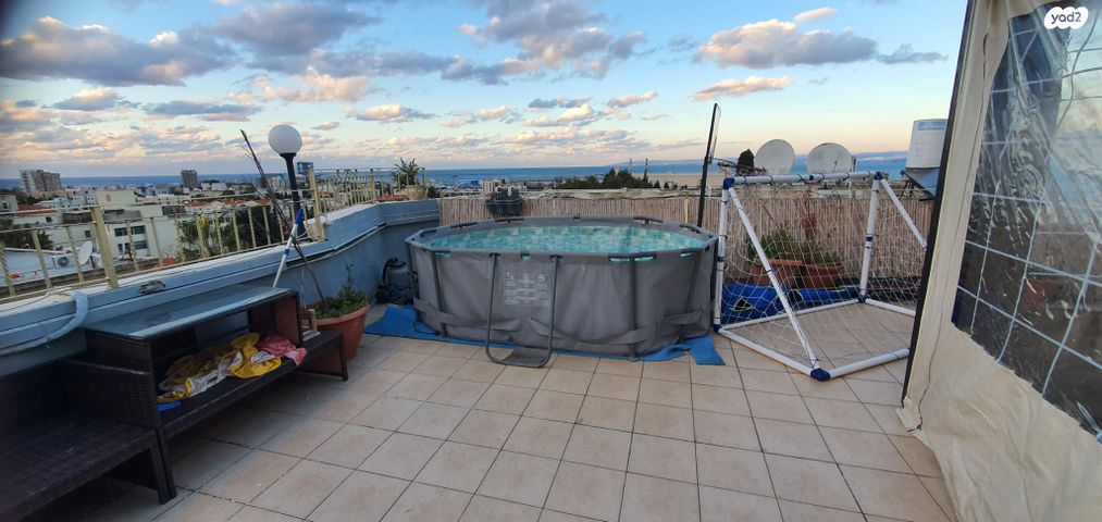 גג/ פנטהאוז, הגפן 9, חיפה